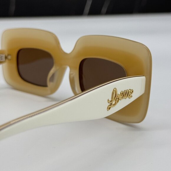NEW LOEWE LW40139U 25E WOMEN SUNGLASSES WHITE/BROWN SQUARE LOEWE EYEWEAR Loewe LW40139U 25E Sunglasses Ivory/Beige/Brown Rectangle  main image 4